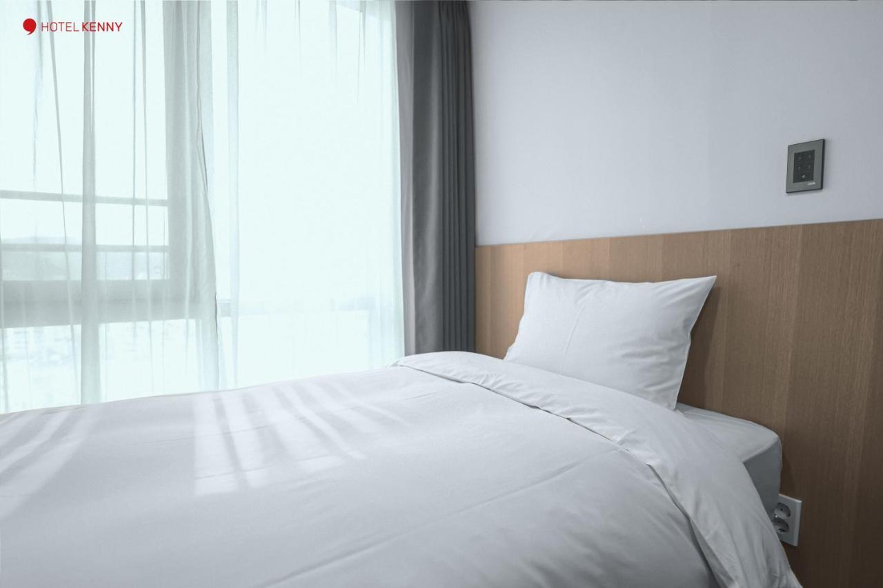 Hotel Kenny Yeosu Esterno foto