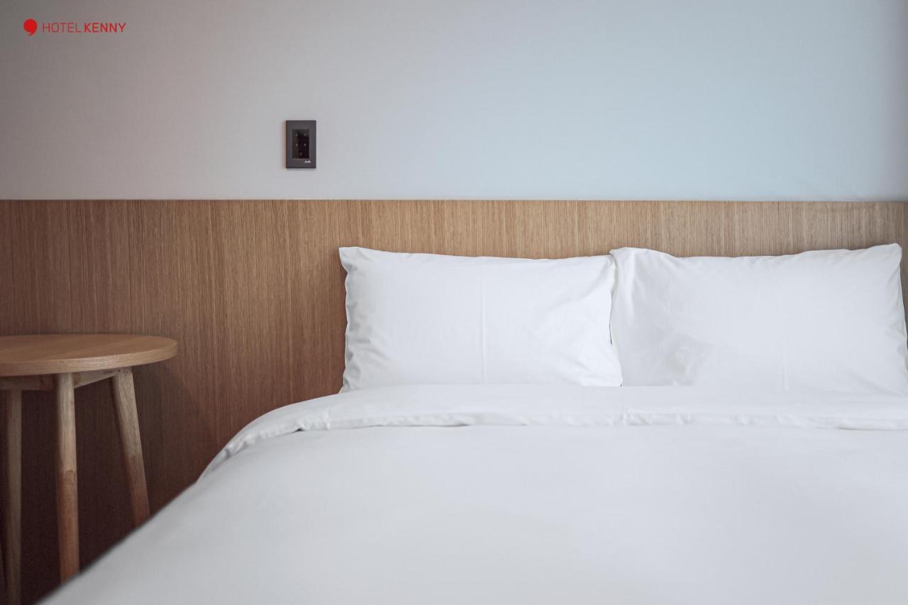 Hotel Kenny Yeosu Esterno foto
